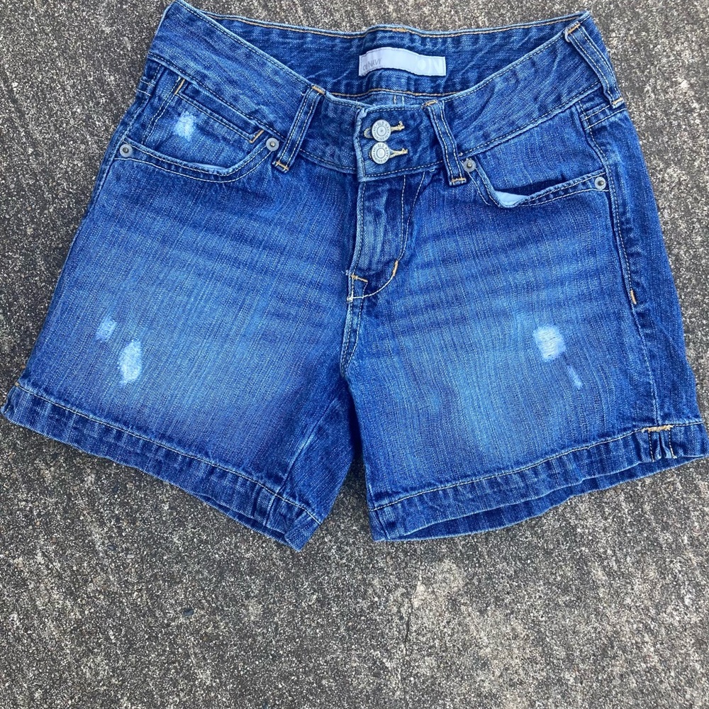 Old Navy Women's Blue Denim Shorts (y)